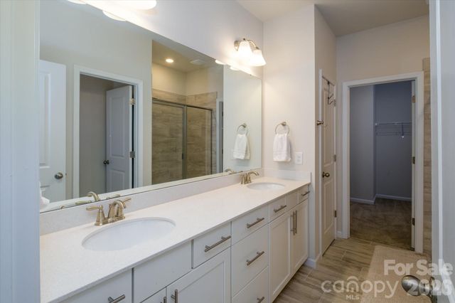 6135 Snowy Egret Avenue 60, Charlotte, NC 28214