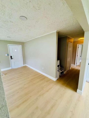 4910 HUPPEL AVENUE, Orlando, FL 32811