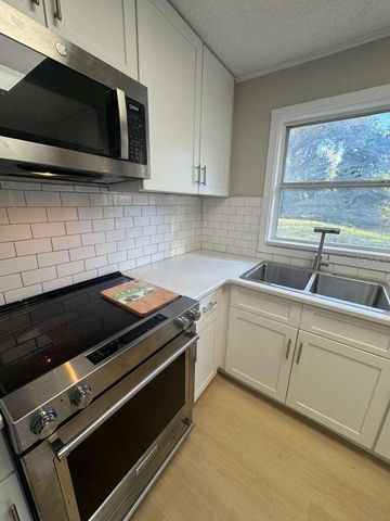 4910 HUPPEL AVENUE, Orlando, FL 32811