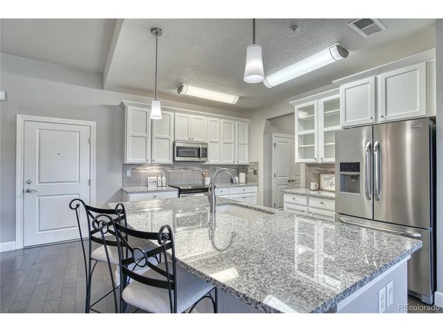 1379 Charles Dr C-6, Longmont, CO 80503