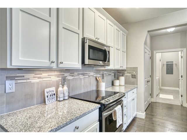 1379 Charles Dr C-6, Longmont, CO 80503