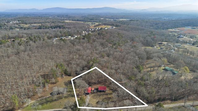 221 Hughes Road SE, Cleveland, TN 37323