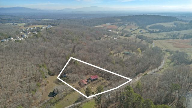 221 Hughes Road SE, Cleveland, TN 37323