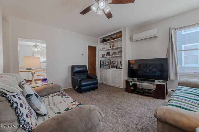 34 Park Avenue, Matawan, NJ 07747