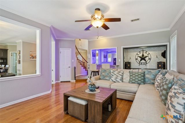 1042 Crescent Drive, Belton, TX 76513