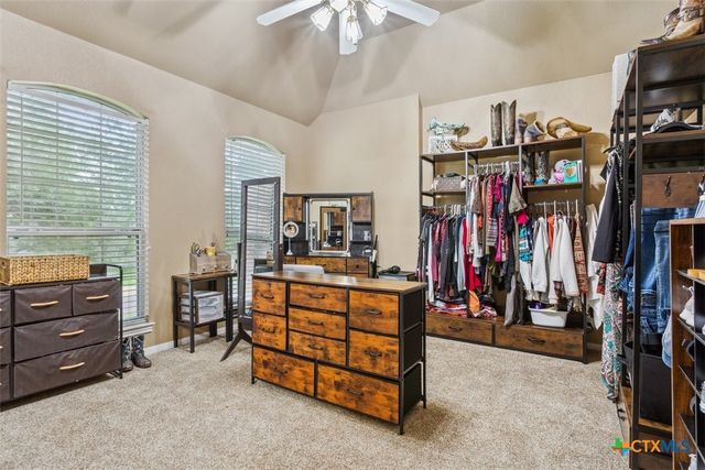 1042 Crescent Drive, Belton, TX 76513