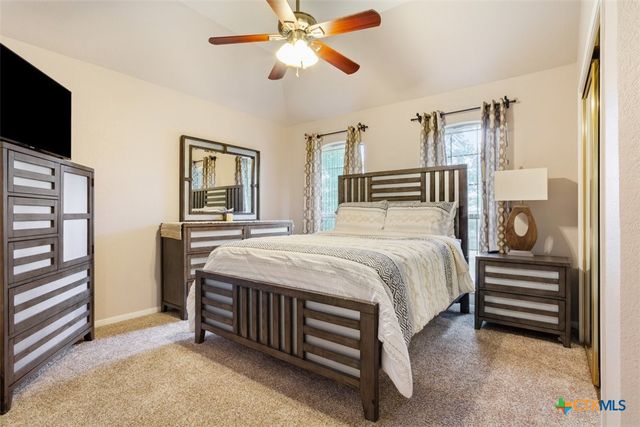 1042 Crescent Drive, Belton, TX 76513