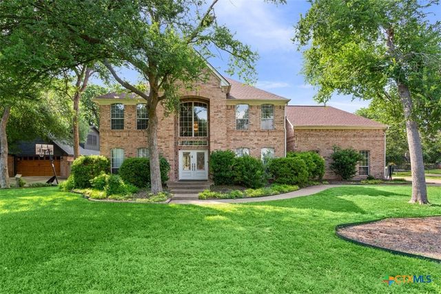 1042 Crescent Drive, Belton, TX 76513
