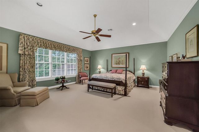 3737 Robinhood Street, West University Place, TX 77005