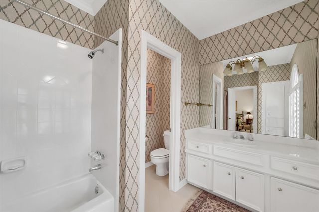 3737 Robinhood Street, West University Place, TX 77005