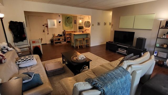 135 Pleasant St 305, Brookline, MA 02446