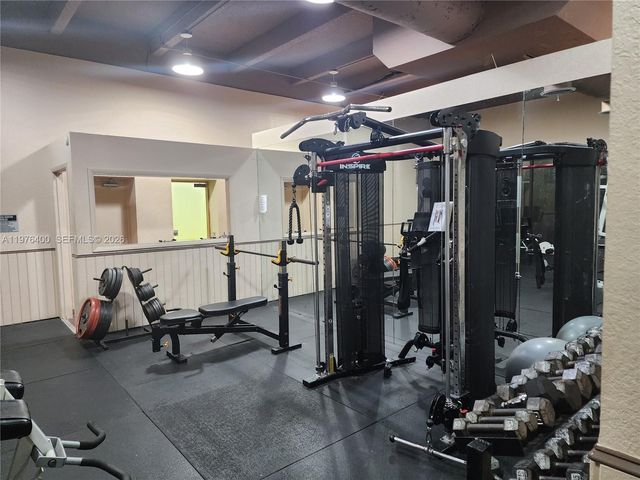 12305 NW 11 12305 12305, Pembroke Pines, FL 33026