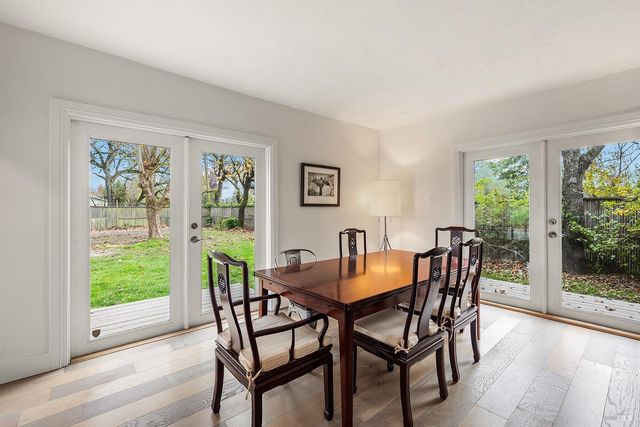 1979 Ludwig Ave, Santa Rosa, CA 95407