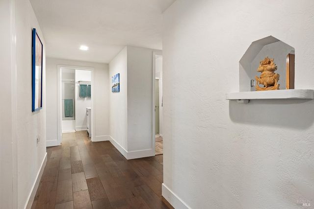 1979 Ludwig Ave, Santa Rosa, CA 95407