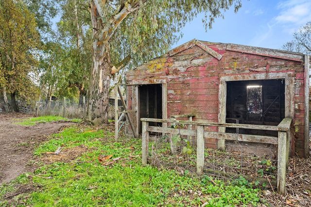 1979 Ludwig Ave, Santa Rosa, CA 95407