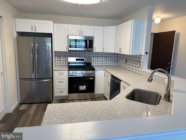 938 PINE VALLEY CT, Little Egg Harbor Twp, NJ 08087