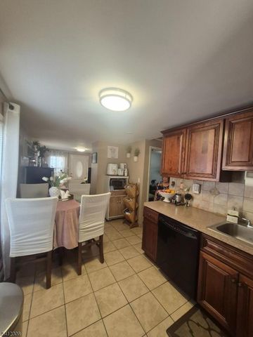 63 Glover Ave, Paterson City, NJ 07501