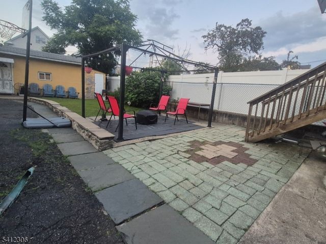 63 Glover Ave, Paterson City, NJ 07501