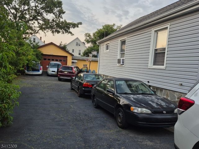 63 Glover Ave, Paterson City, NJ 07501