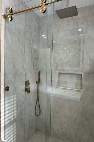 204 Woodfield Avenue, Fountain Inn, SC 29644