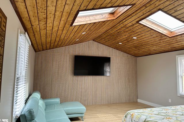 204 Woodfield Avenue, Fountain Inn, SC 29644