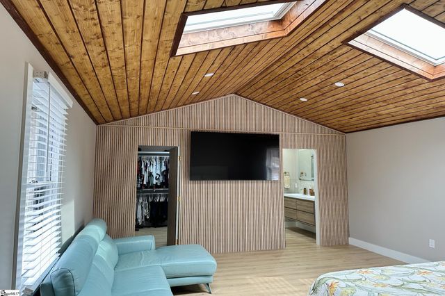 204 Woodfield Avenue, Fountain Inn, SC 29644