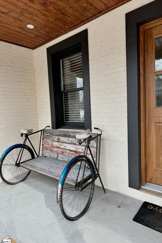 204 Woodfield Avenue, Fountain Inn, SC 29644