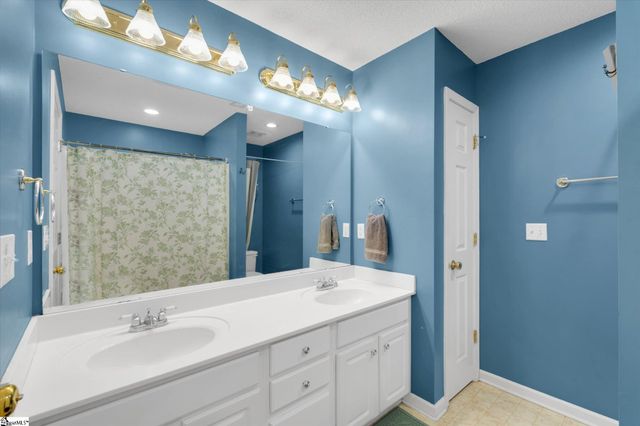 322 Cane Pole Walk, Inman, SC 29349