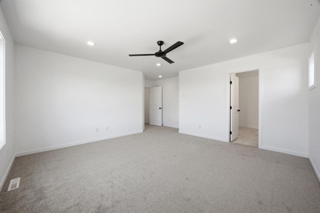 4717 Hampton Loop S, Moorhead, MN 56560