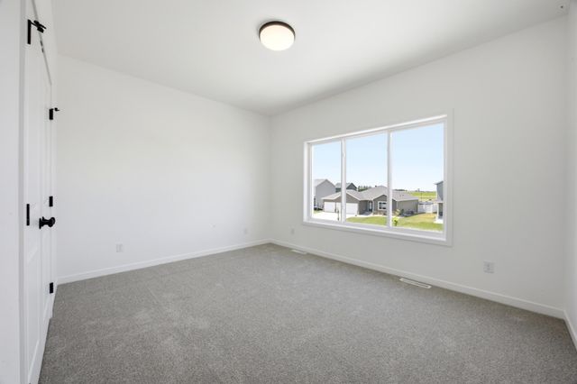 4717 Hampton Loop S, Moorhead, MN 56560