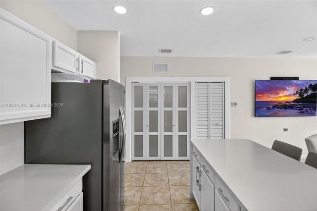 3616 SE 2nd Dr, Homestead, FL 33033