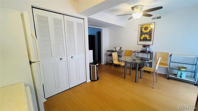 3122 Carnaby Lane A, Bridgeton, MO 63044