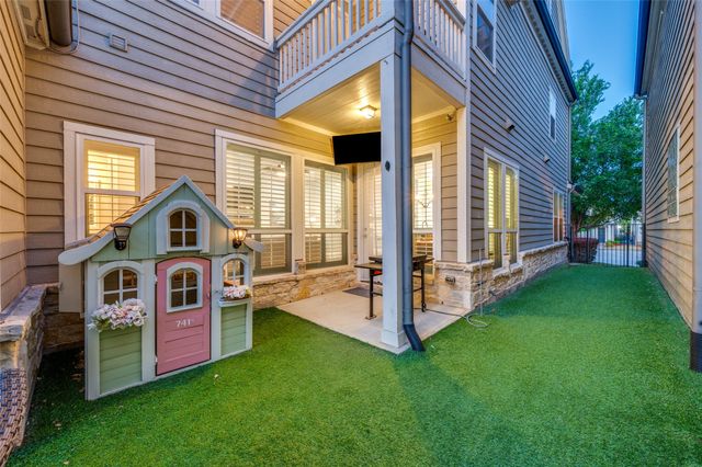 741 S Coppell Road, Coppell, TX 75019
