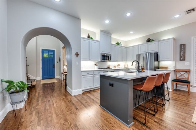 741 S Coppell Road, Coppell, TX 75019