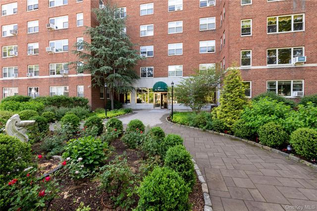 900 Palmer Road 7D, Bronxville, NY 10708