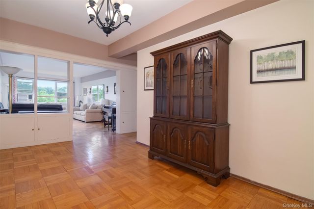 900 Palmer Road 7D, Bronxville, NY 10708