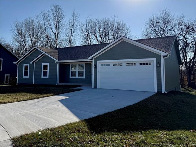 544 W 18th Street, Ottawa, KS 66067