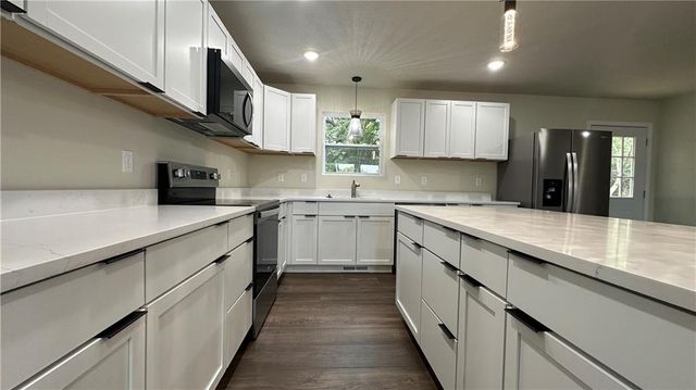 544 W 18th Street, Ottawa, KS 66067