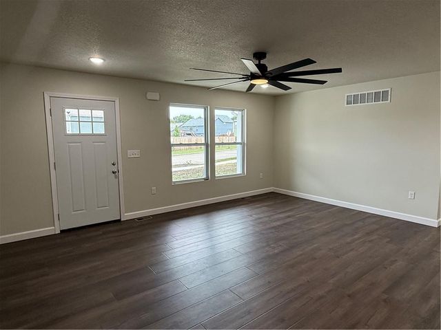 544 W 18th Street, Ottawa, KS 66067