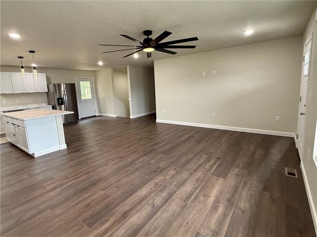 544 W 18th Street, Ottawa, KS 66067