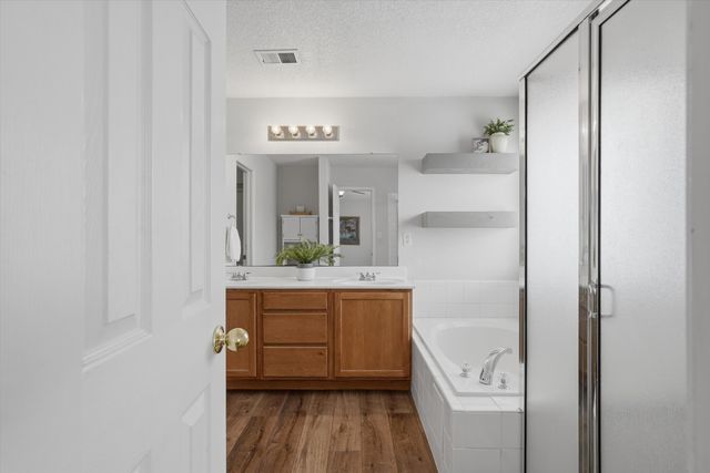 6628 Ventana Hills Road NW, Albuquerque, NM 87114