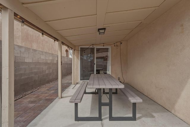 6628 Ventana Hills Road NW, Albuquerque, NM 87114