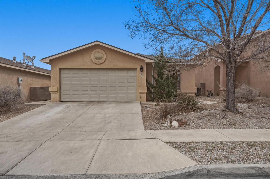 6628 Ventana Hills Road NW, Albuquerque, NM 87114