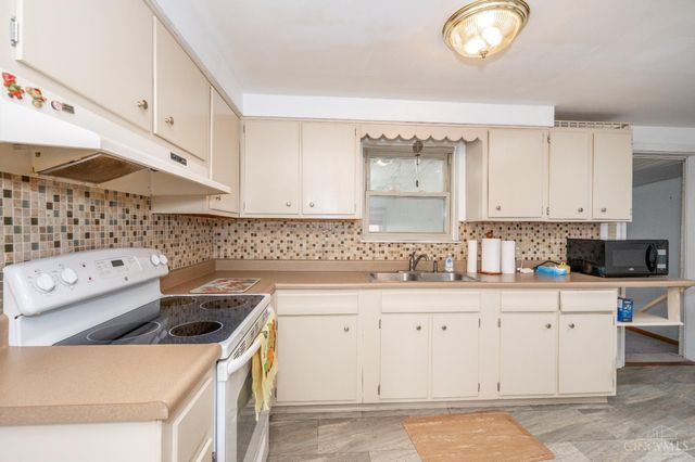 2773 East Avenue, Turtle Creek Twp, OH 45036