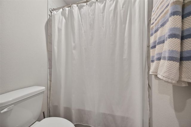 8453 Sweet Cherry Lane, Magnolia, TX 77354