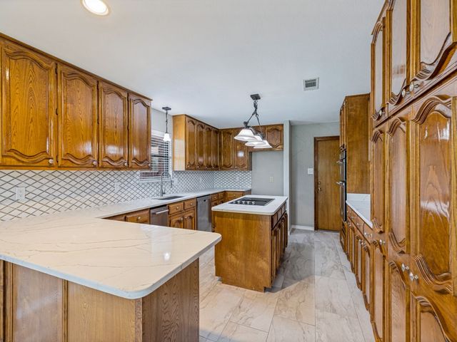 26 Lago Vista W, Wylie, TX 75098