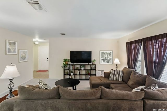 6815 KNIGHTS HVN, Live Oak, TX 78233