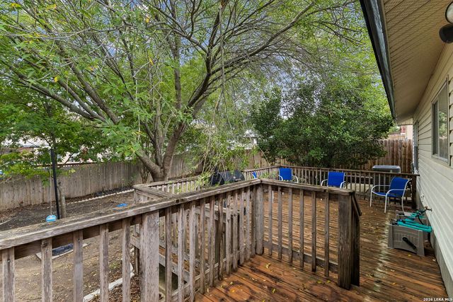 6815 KNIGHTS HVN, Live Oak, TX 78233