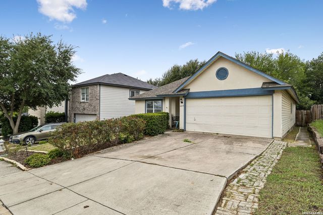 6815 KNIGHTS HVN, Live Oak, TX 78233