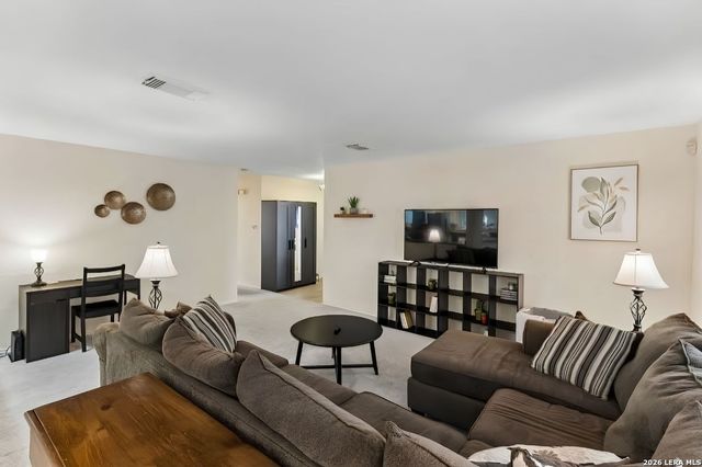 6815 KNIGHTS HVN, Live Oak, TX 78233